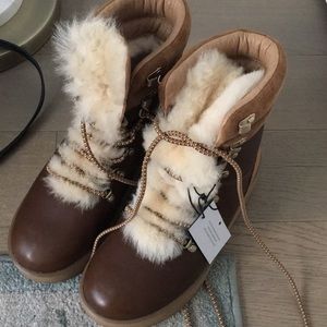 Viki Ugg Boots